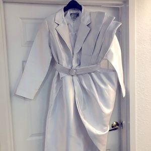 Women’s Elegant Clothing!